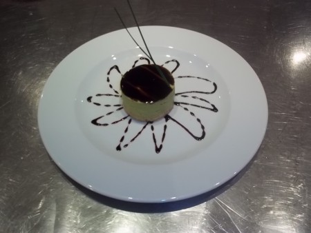 bavarois d'avocat au tuc et gelée de balsamique